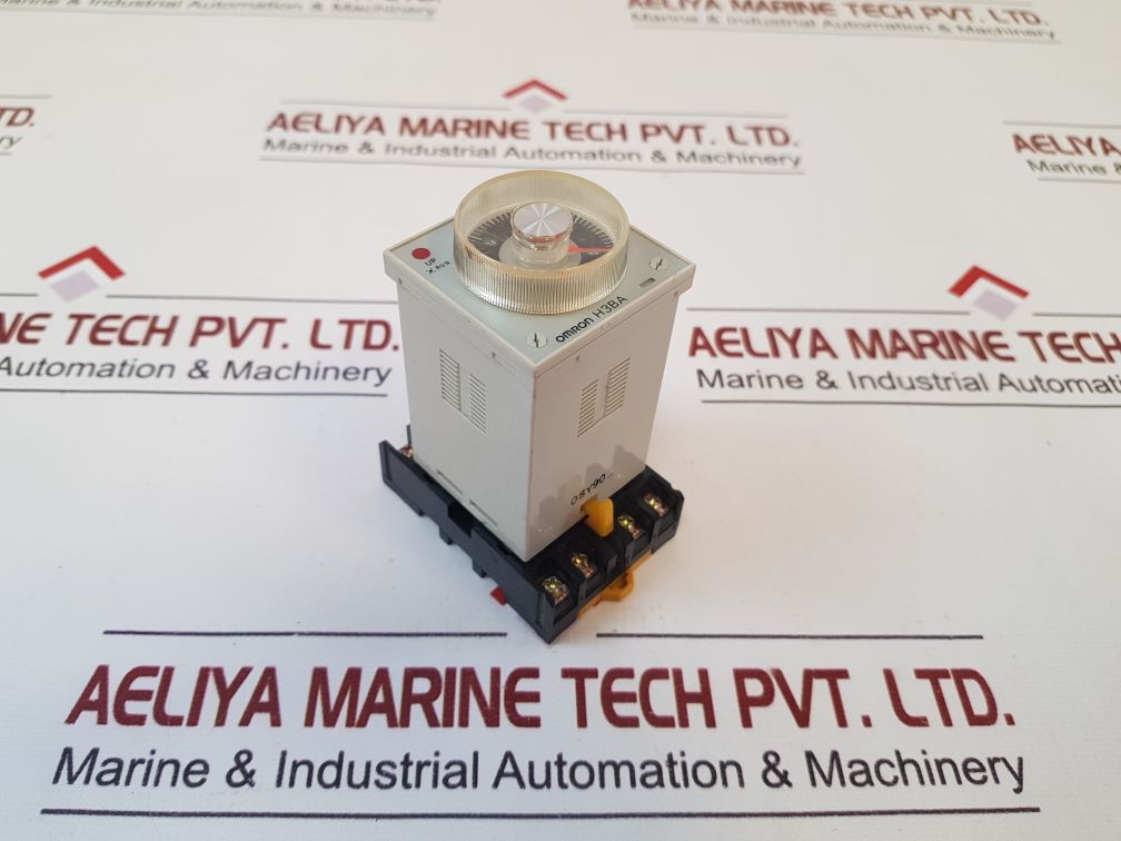 Omron H3Ba-8 Timer With Base 0-1 Sec