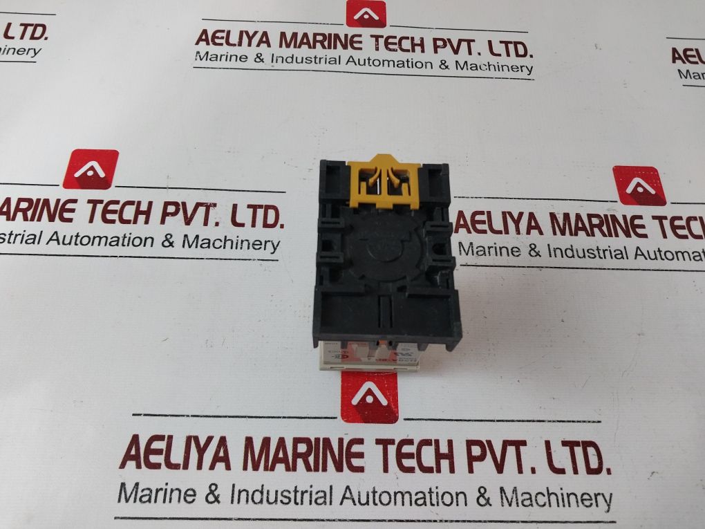 Omron H3Ba-8H Timer 0 To 5 Hrs