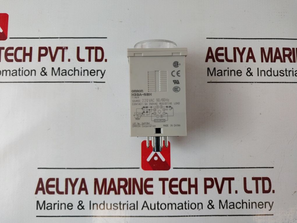 Omron H3Ba-n8H 0 To 30 Sec 220 Vac 50/60Hz