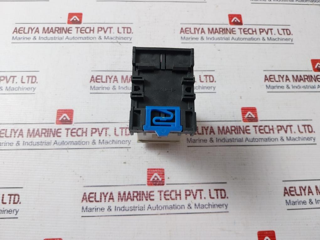 Omron H3Ba-n8H Timer With Base 0-30 Sec 220Vac 50/60Hz