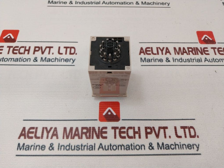 Omron H3Ba-n Solid-state Timer 110Vac