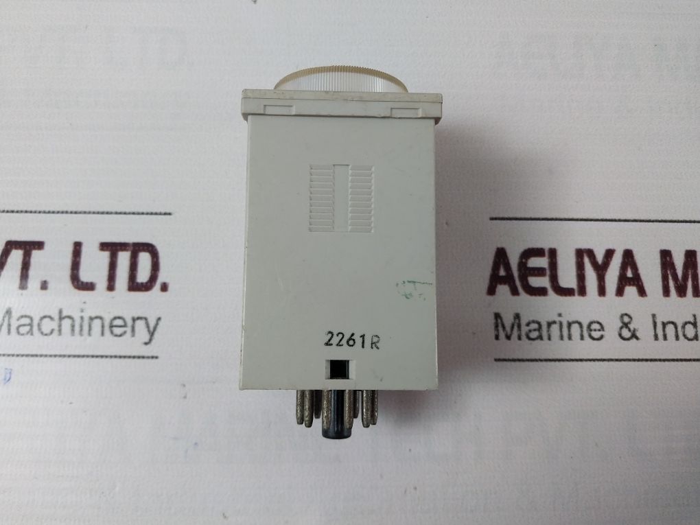 Omron H3Ba-n Timer Relay 0-3 Min 220 Vac 50/60Hz