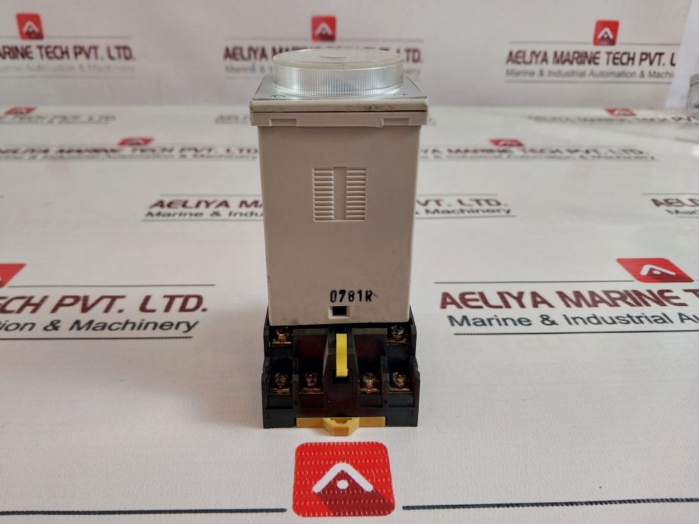 Omron H3Ba-n Timer Relay 220 Vac 5A