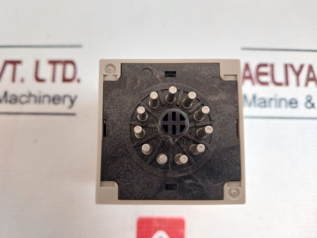 Omron H3Ba Timer 24 Vdc