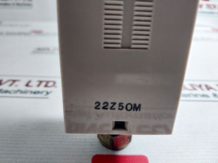 Omron H3Bf-8 Relay Timer 100-120 Vac