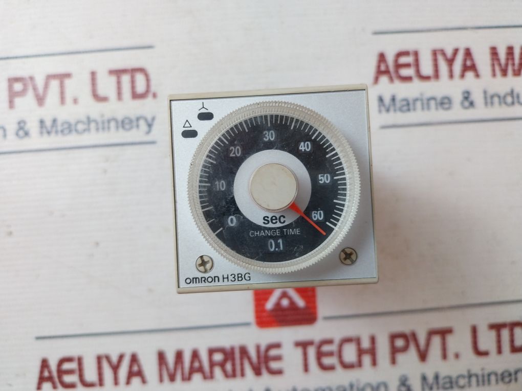Omron H3Bg-n8H Timer 220Vac