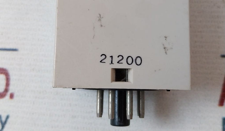 Omron H3Bh-8 Timer 0.5-10 Sec 5A 250Vac 50/60Hz