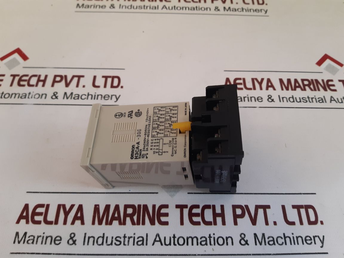 Omron H3Ca-a-306 Relay Timer With Base