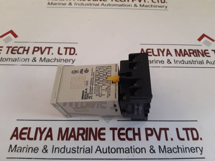 Omron H3Ca-a-306 Relay Timer With Base