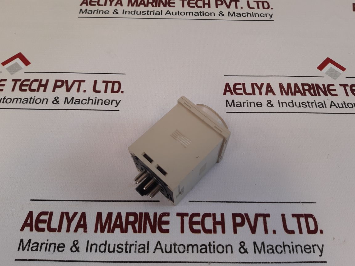 Omron H3Cr-a8-600 Timer 24VdcAc 5060Hz