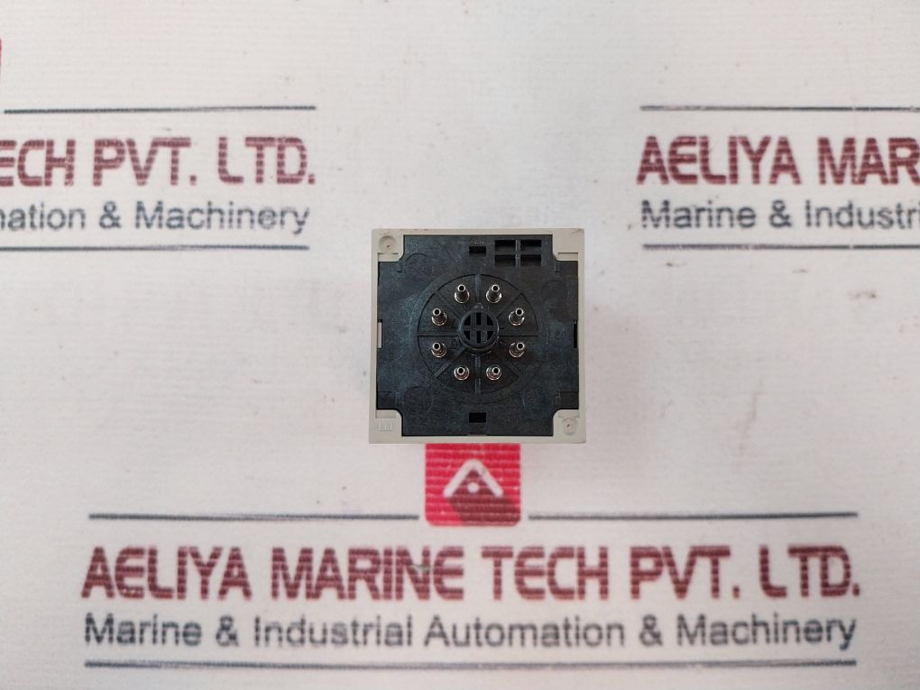 Omron H3Cr-a8 Timer 30V