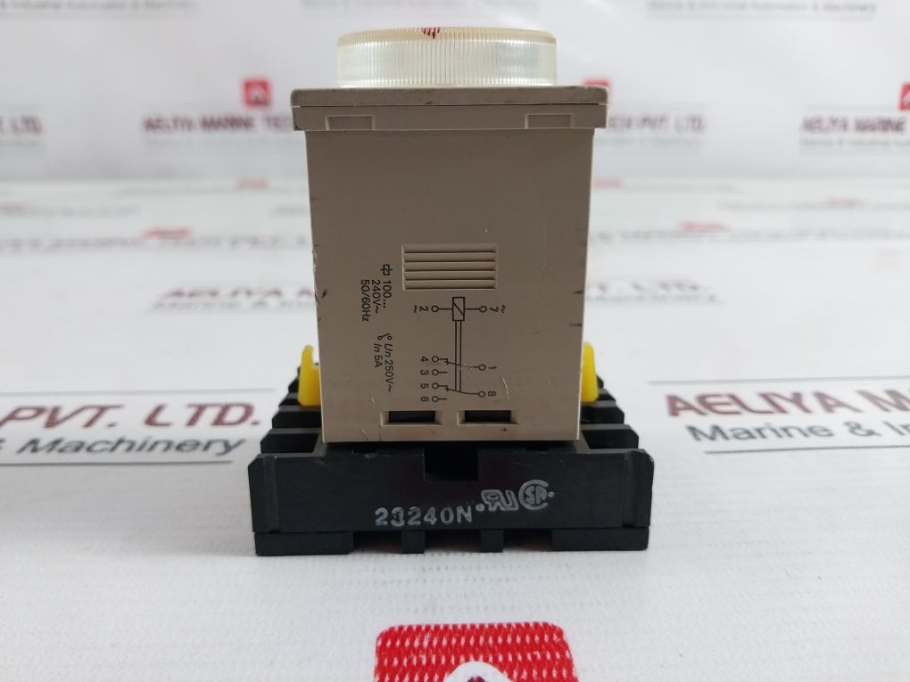 Omron H3Cr-a8 Timer With Base 0-12 Hrs
