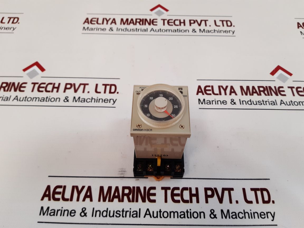 Omron H3Cr-a8E-315 Timer