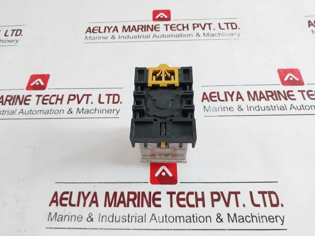 Omron H3Cr-a8E-315 Timer 0 To 1.2 Hrs