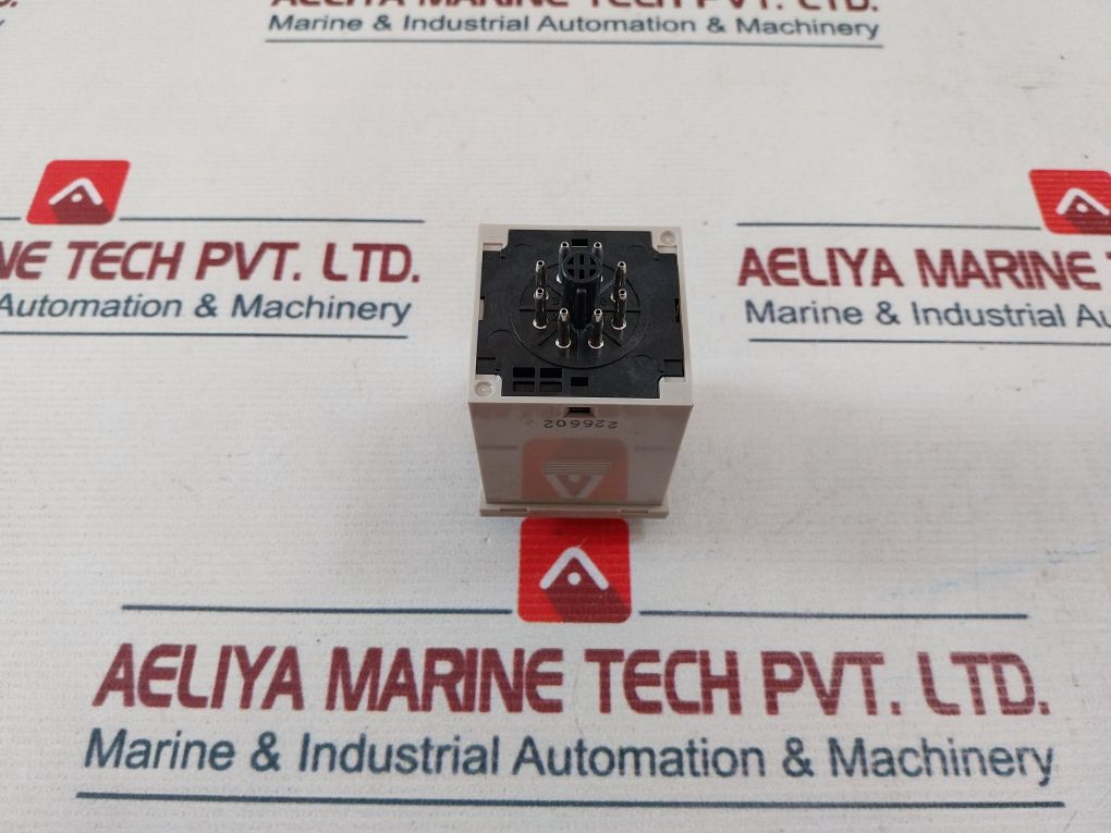 Omron H3Cr-a8E Timer 0-30 Sec 5A 250Vac