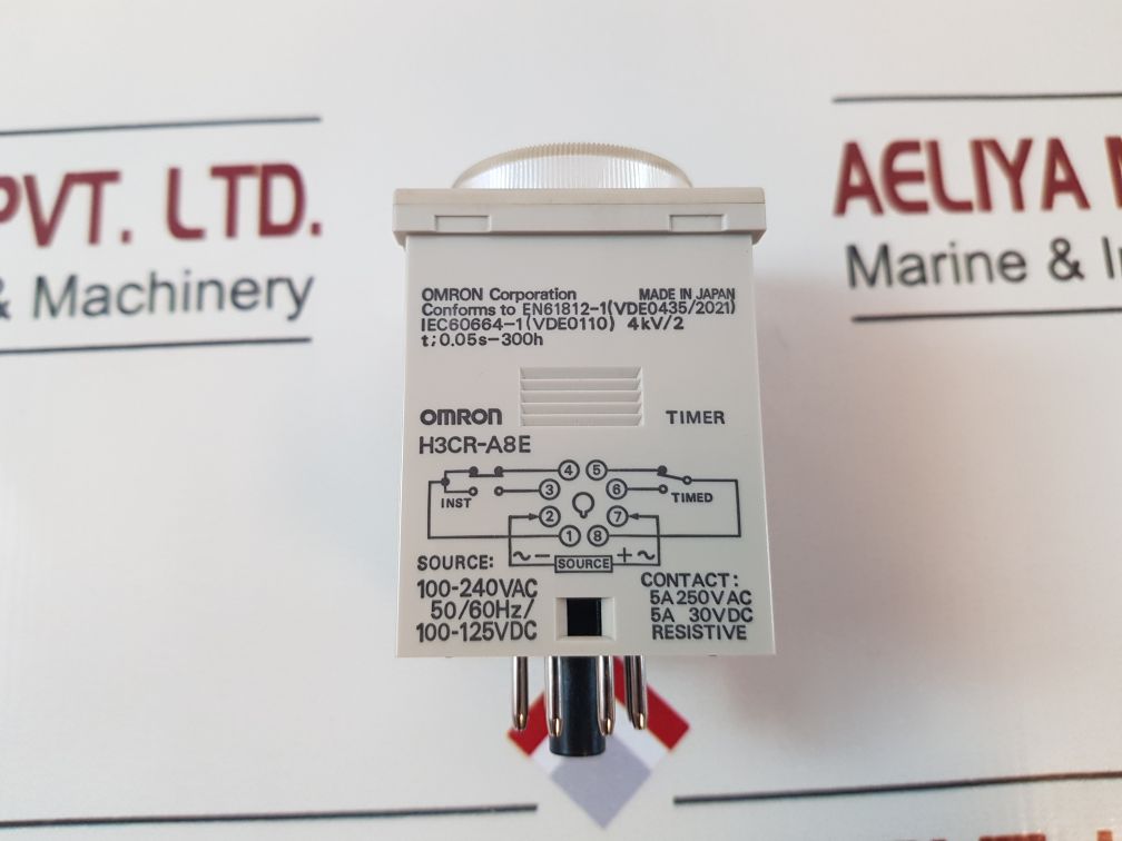 Omron H3Cr-a8E Timer 110Vac
