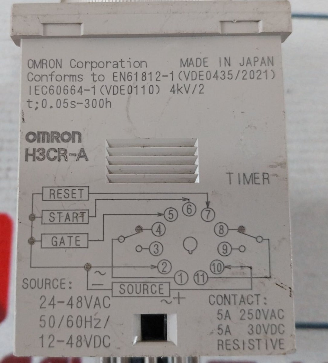 Omron H3Cr-a Multifunction Timer 5A 250 Vac 50/60Hz
