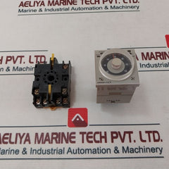Omron H3Cr-a Solid State Multifunction Timing Relay With Base 0-12 Hrs