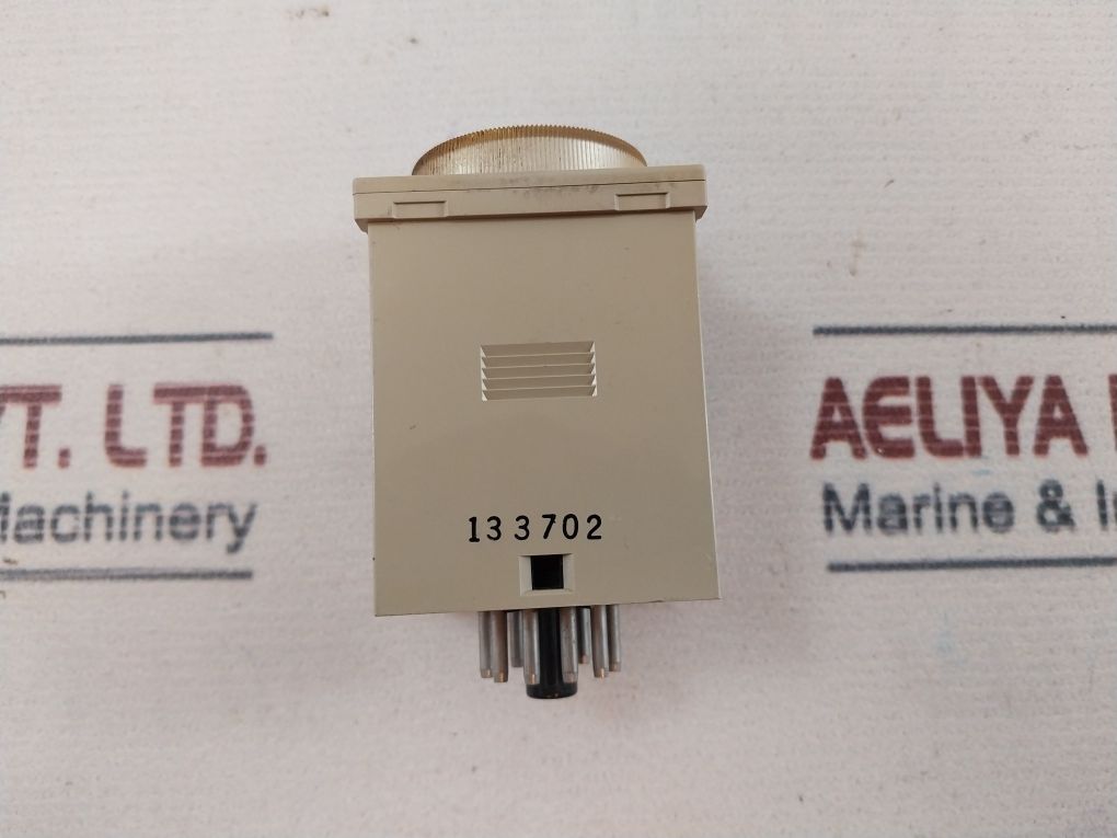 Omron H3Cr-a Timer 0-1.2 10H 100-240Vac