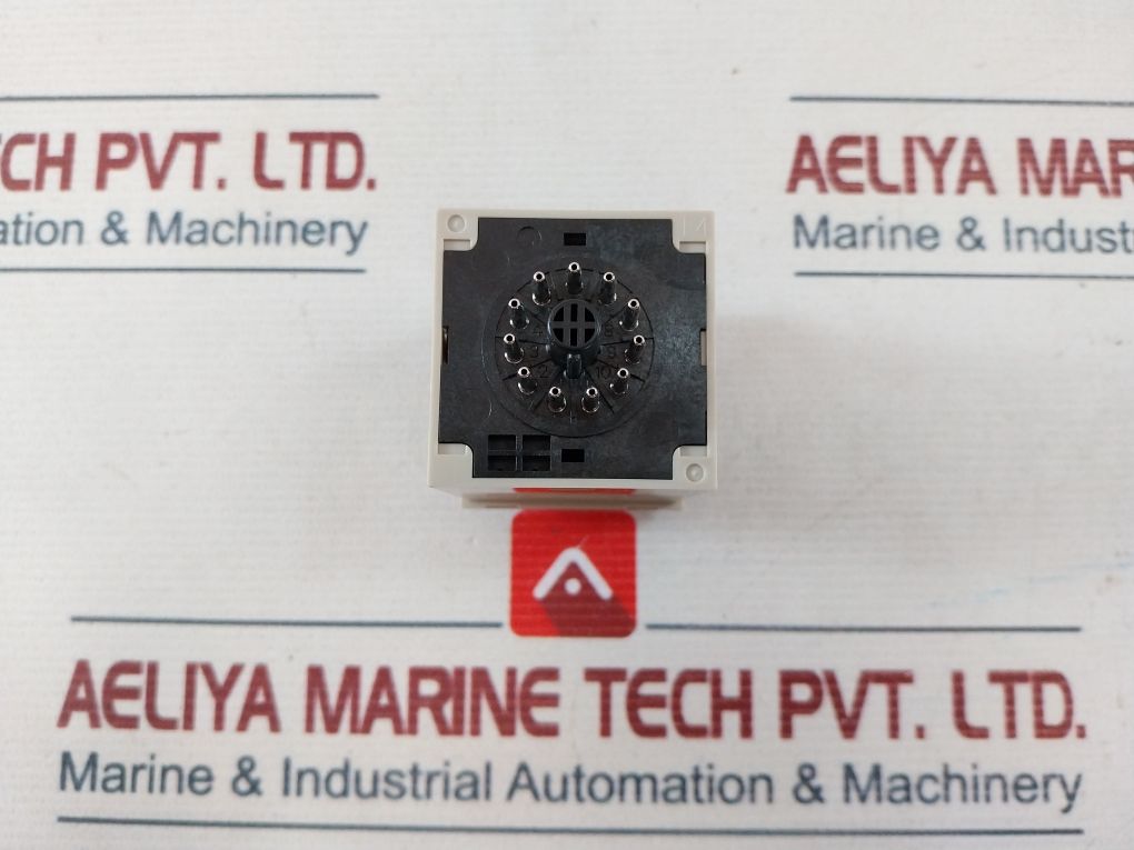 Omron H3Cr-a Timer 0-30 Sec 100-240Vac