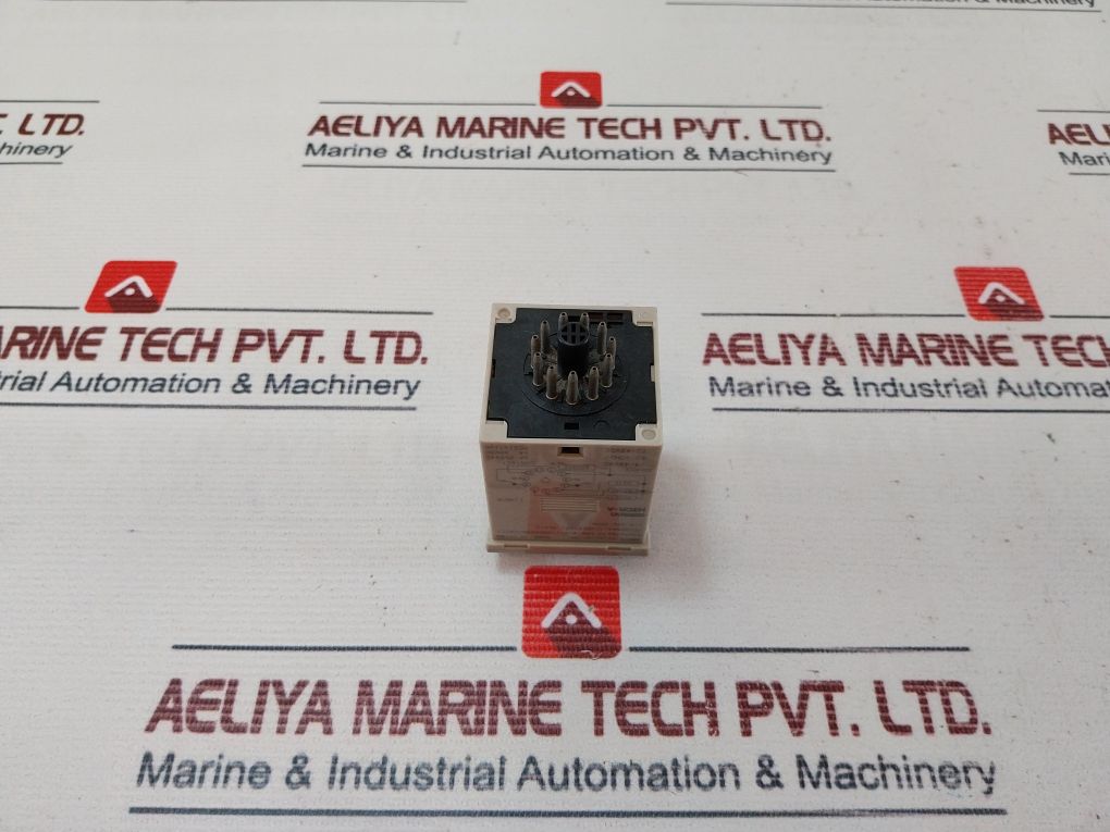 Omron H3Cr-a Timer 0.05S-300H 5A 30Vdc