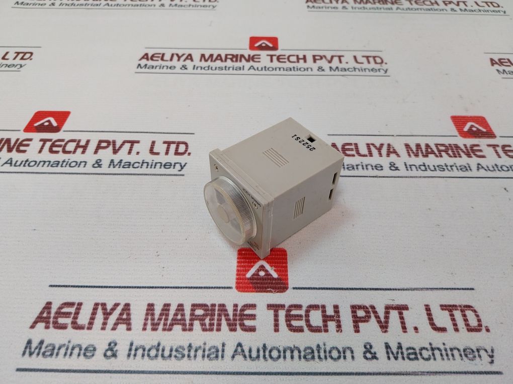 Omron H3Cr-a Timer 0.05S-300H 5A 30Vdc