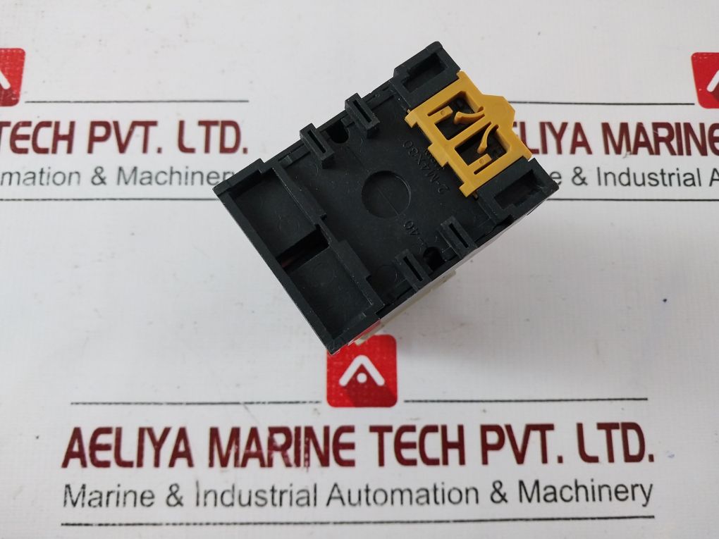 Omron H3Cr-a Timer 24Vdc/Ac 50/60Hz 5A