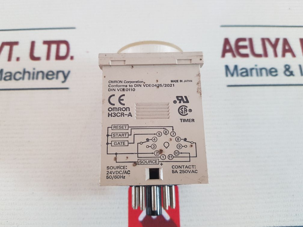 Omron H3Cr-a-315 Timer 50/60Hz 5A 250Vac