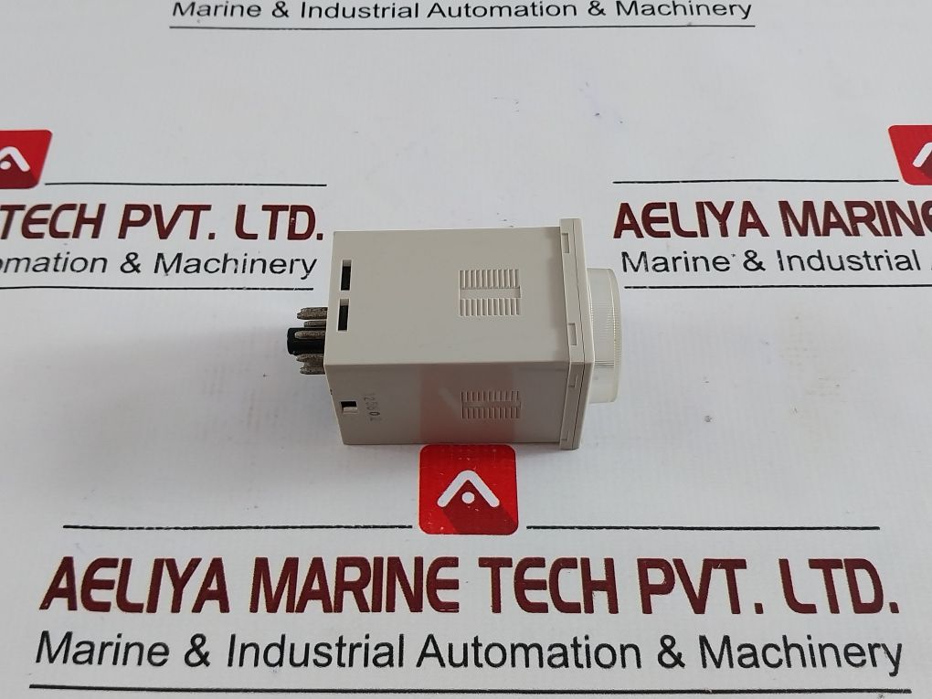 Omron H3Cr-g8El Timer 0-120 Sec