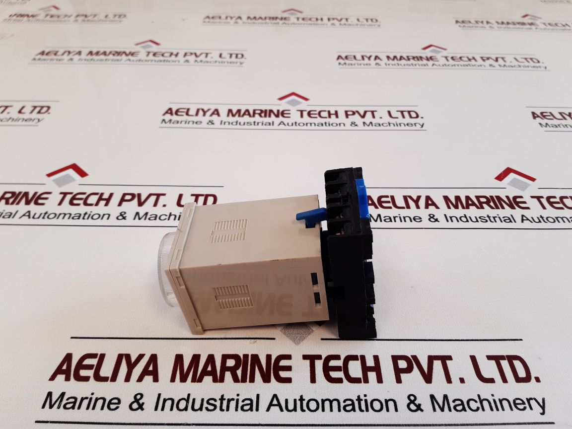 Omron H3Cr-g8L Timer 0.5S-120S