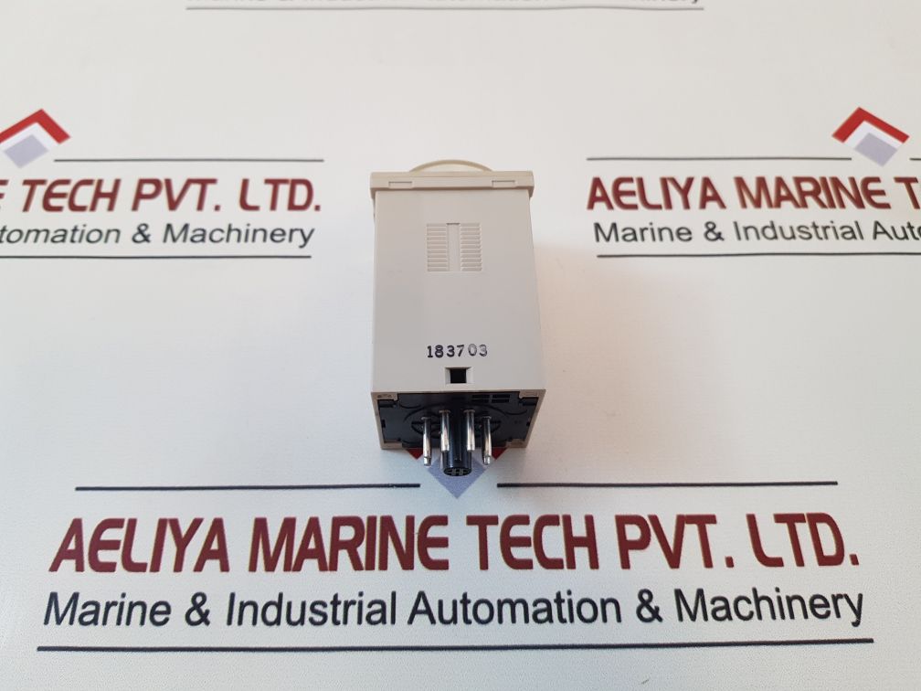 Omron H3Cr-g8L Solid State Timer
