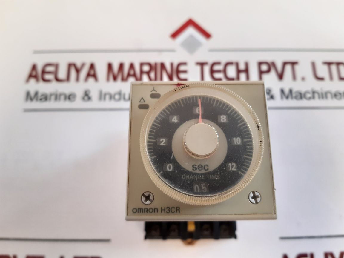 Omron H3Cr-g8L Timer