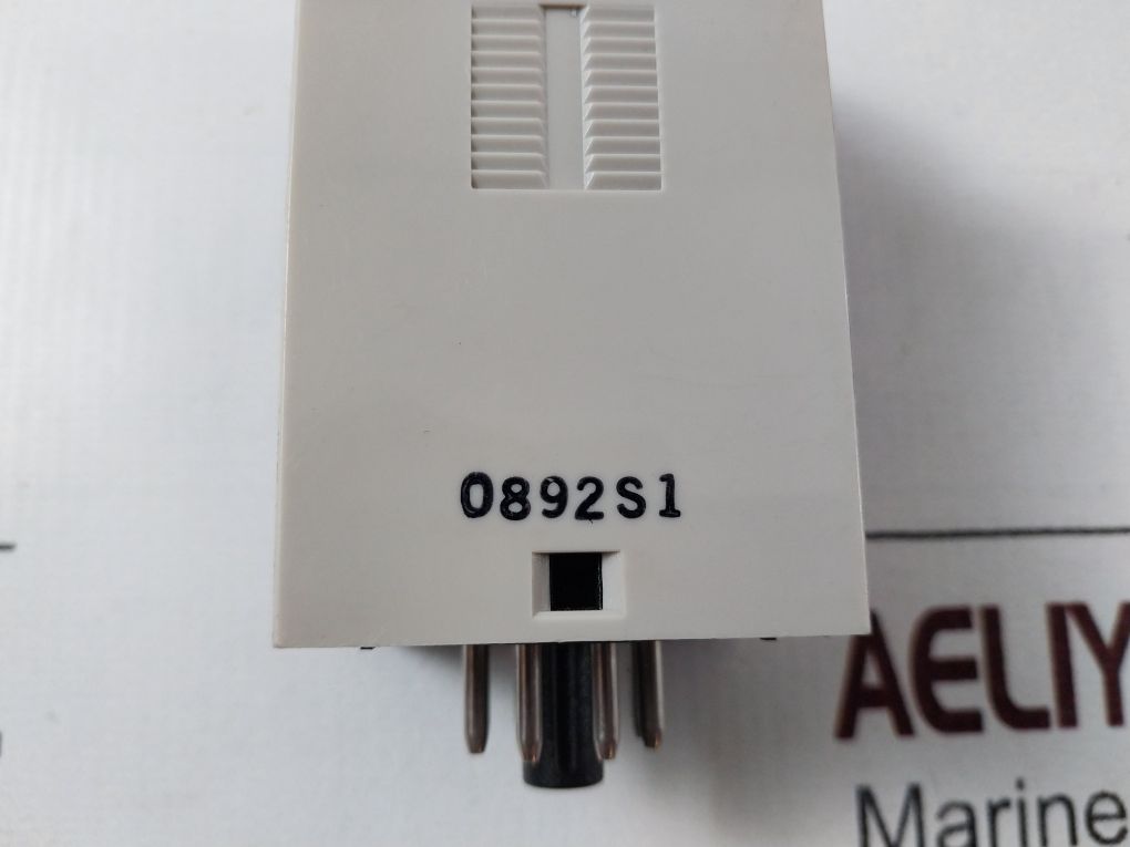 Omron H3Cr-h8L Timer 0 To 12 Sec