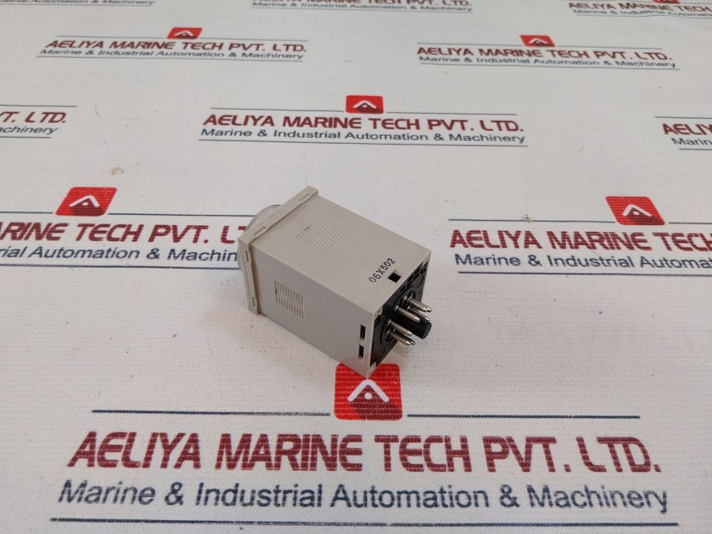 Omron H3Cr-h8L Power Off Delay Timer 0-12 Sec 5A 250V Ac