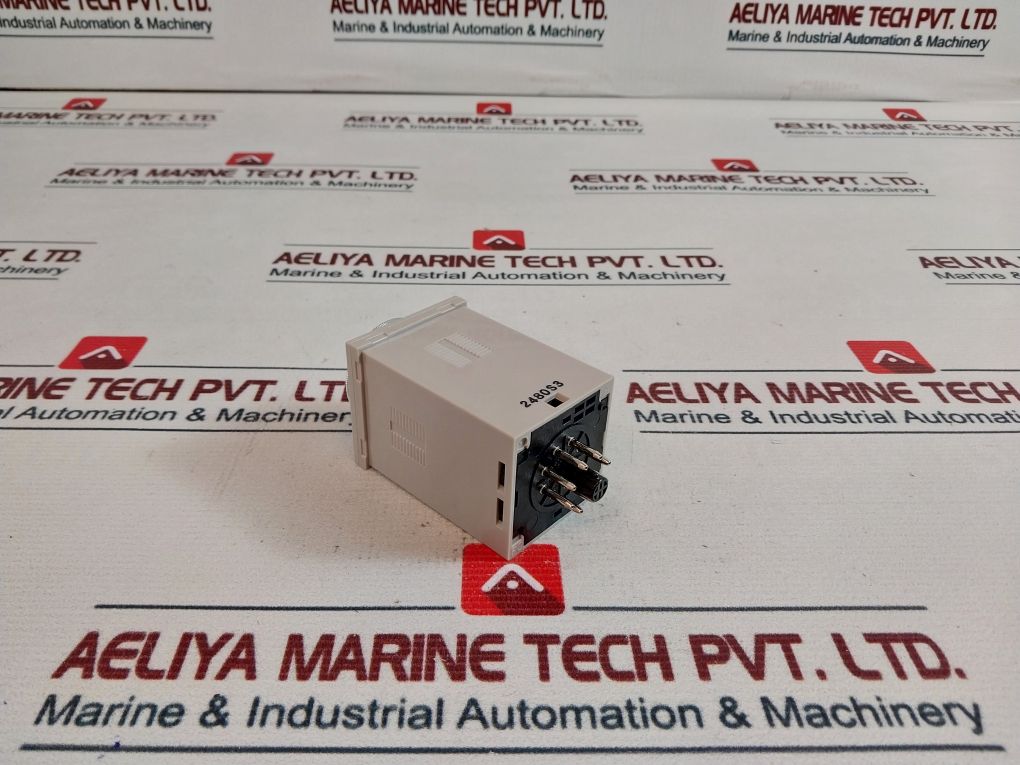 Omron H3Cr-h8L Power Off Delay Timer 50/60Hz