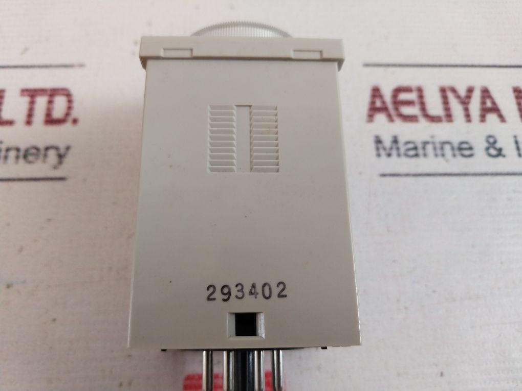 Omron H3Cr-h8L Power Off Delay Timer 5A 250V Ac