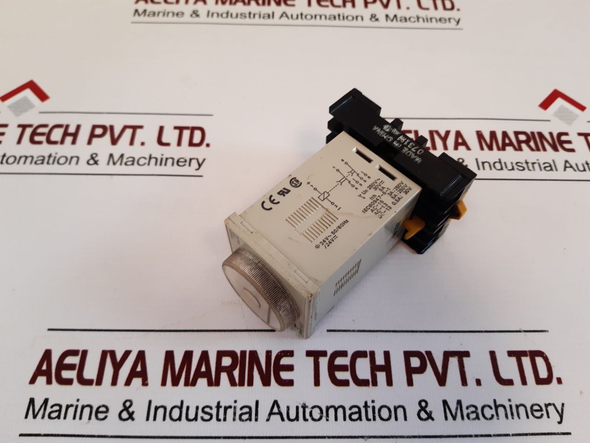 Omron H3Cr-h8L Power Off Delay Timer With Base