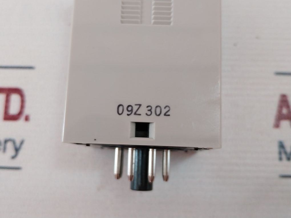 Omron H3Cr-h8L Solid State Timer
