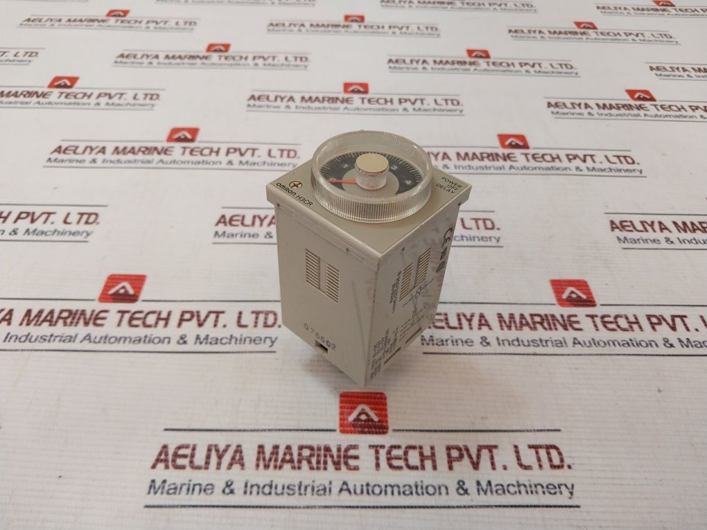 Omron H3Cr-h8L Timer Relay 0.05S To 12S