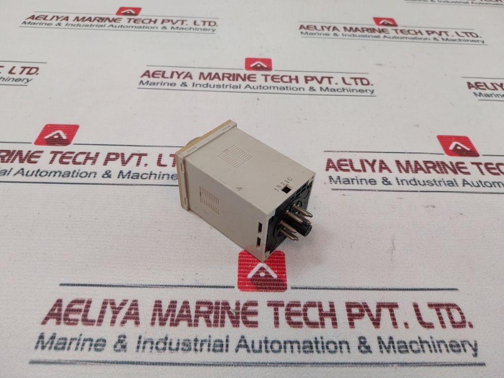 Omron H3Ct-8H Timer 0 To 1.0