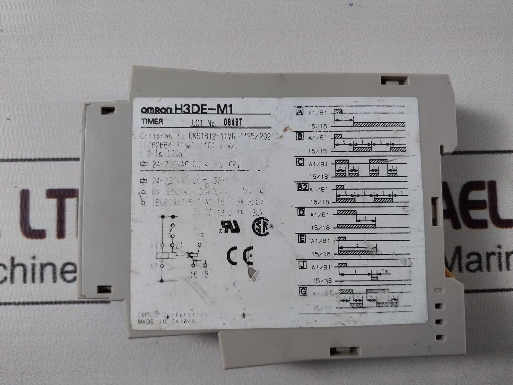 Omron H3De-m1 Timer Delay Relay 24-230V Ac/Dc 50/60Hz