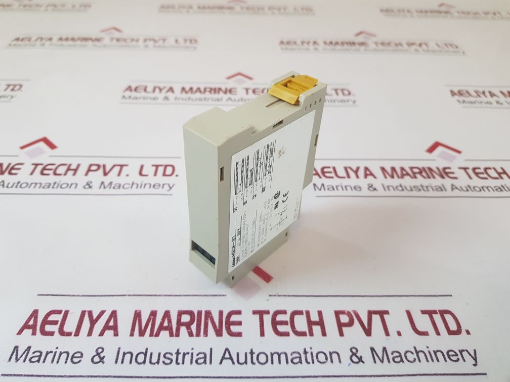 Omron H3De-s1 Timer Relay 0.1S-120H