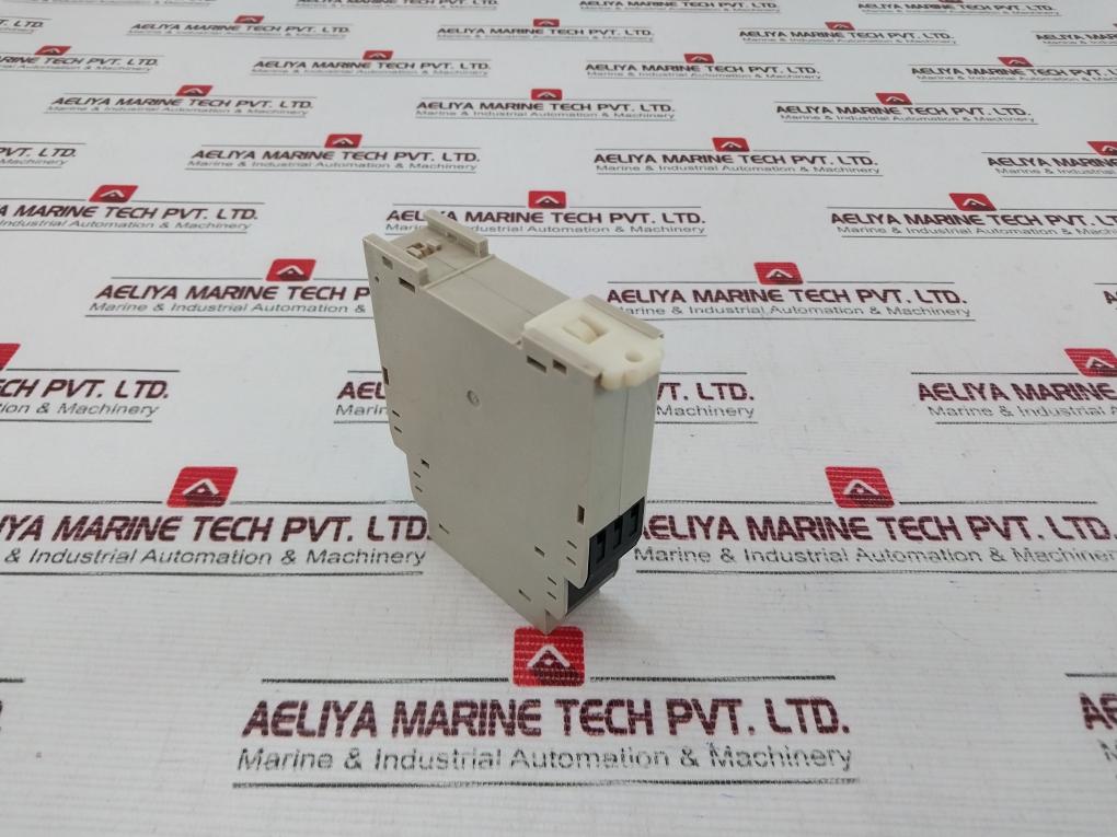 Omron H3Dk-s1 Timer Relay 24-240 V Ac/Dc 50/60 Hz