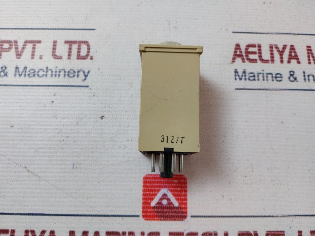 Omron H3G-8C Timer 50/60Hz