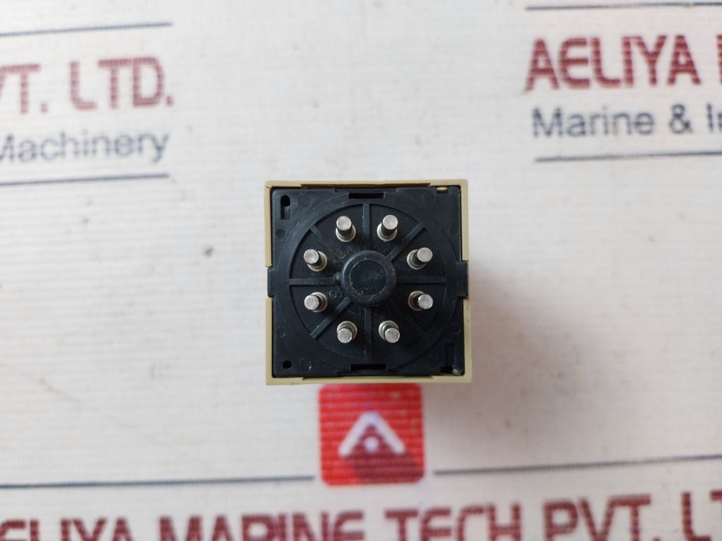 Omron H3G-8C Timer 50/60Hz