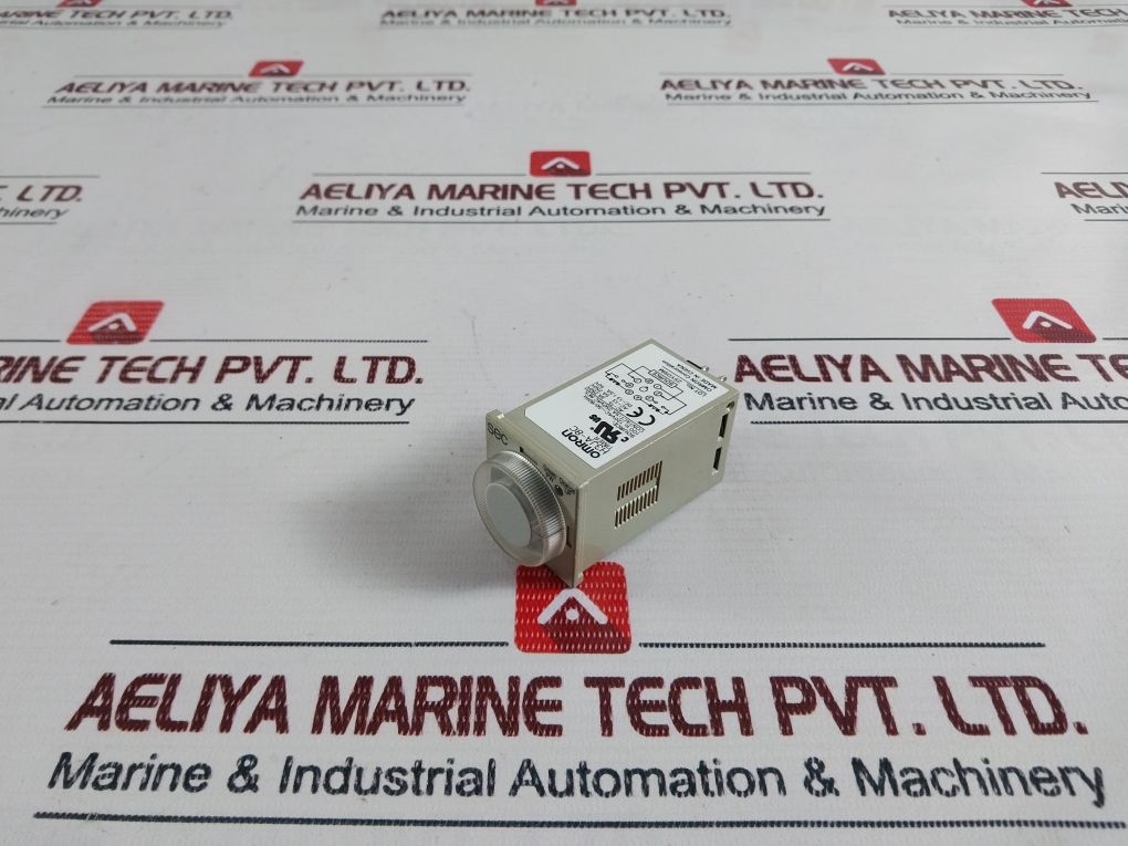 Omron H3Ja-8C Timer With Base 0-10 Sec