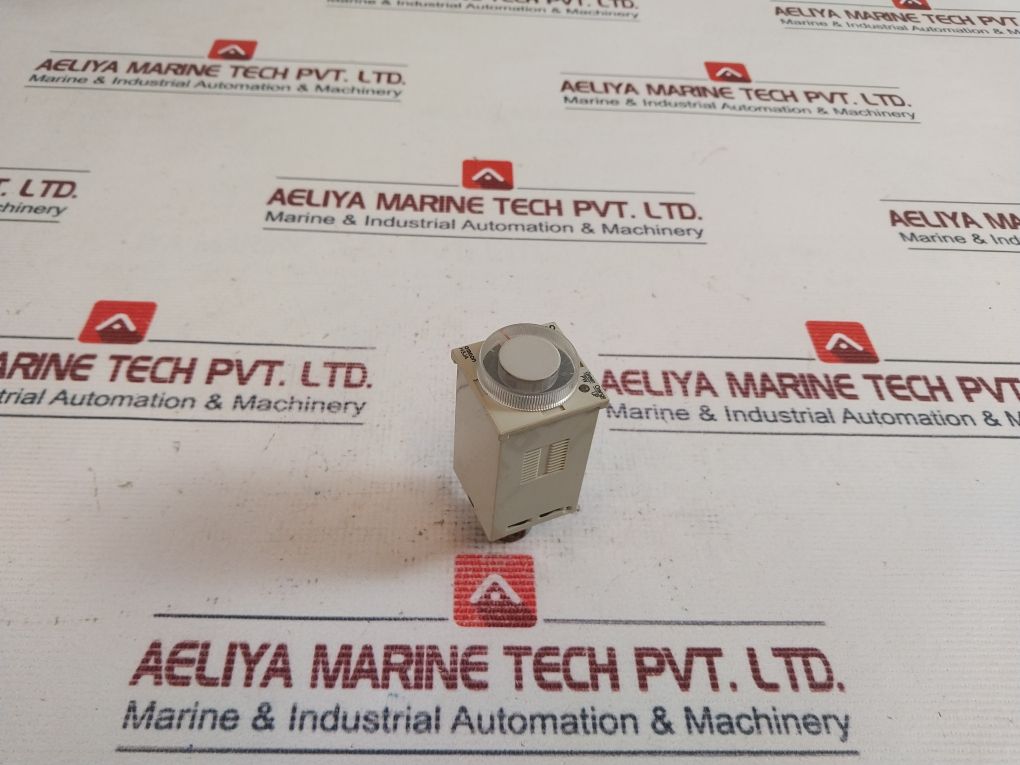 Omron H3Ja-8C Timer 0-10 Sec 5A 250Vac