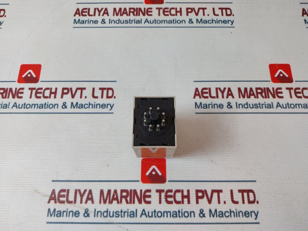 Omron H3M Timer Series B 5A 250 Vac 0-1.0 Sec