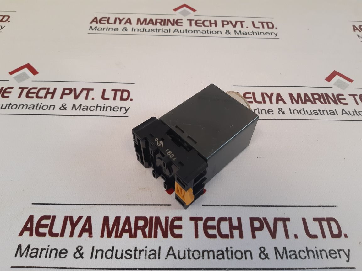 Omron H3M Timer 200220 Vac