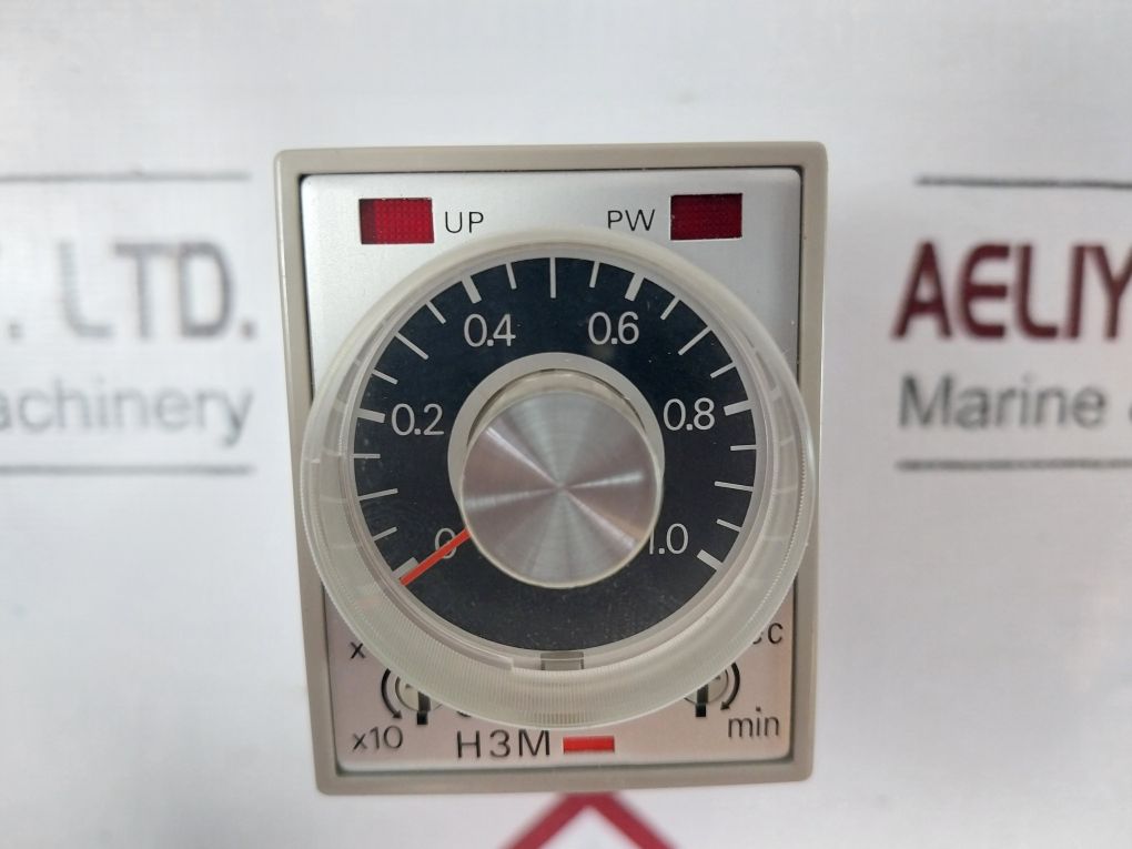 Omron H3M Timer Series: B 200/220/240Vac 50/60Hz